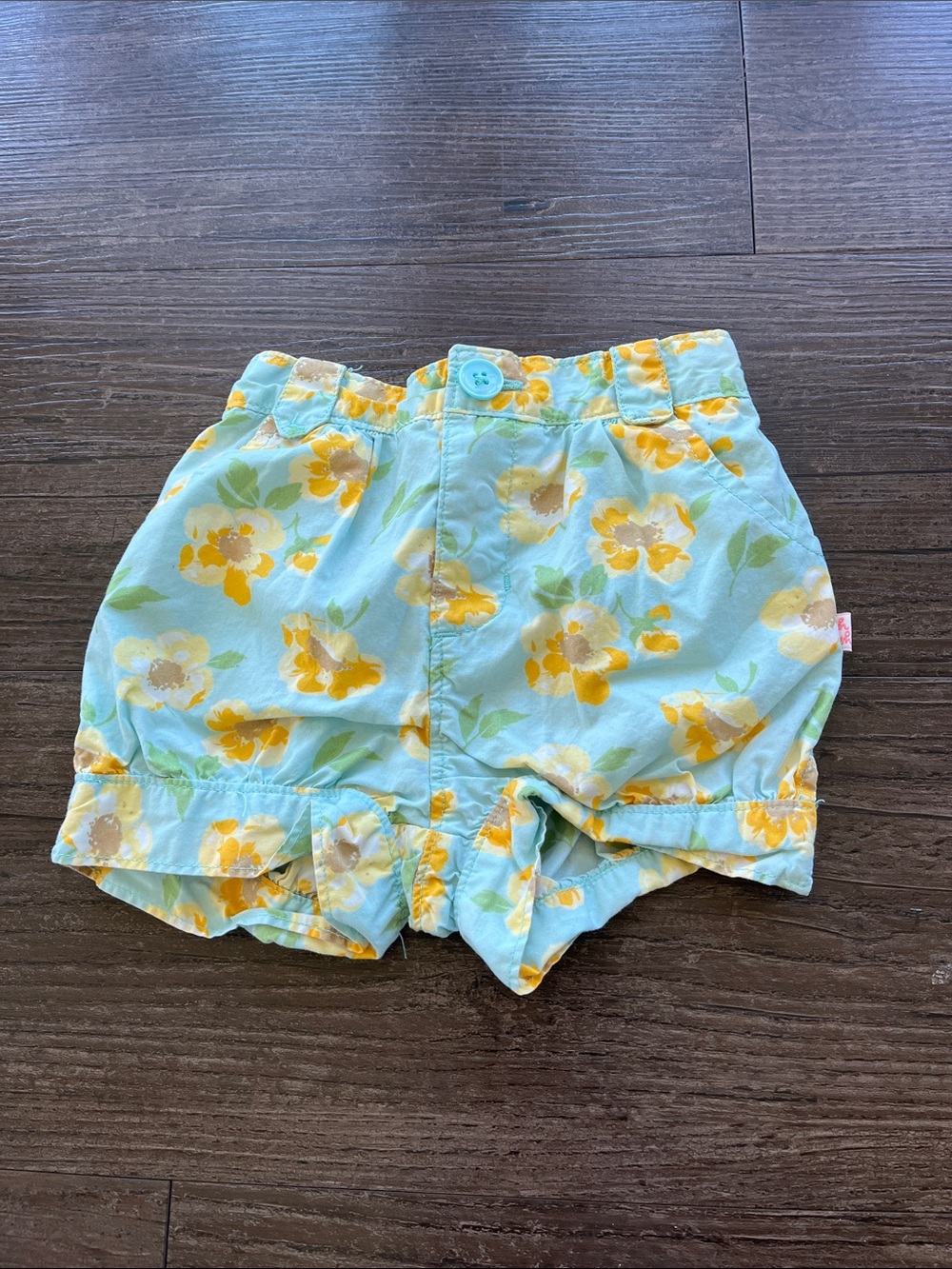 Oshkosh Baby Girl Floral Shorts Size 24 Months